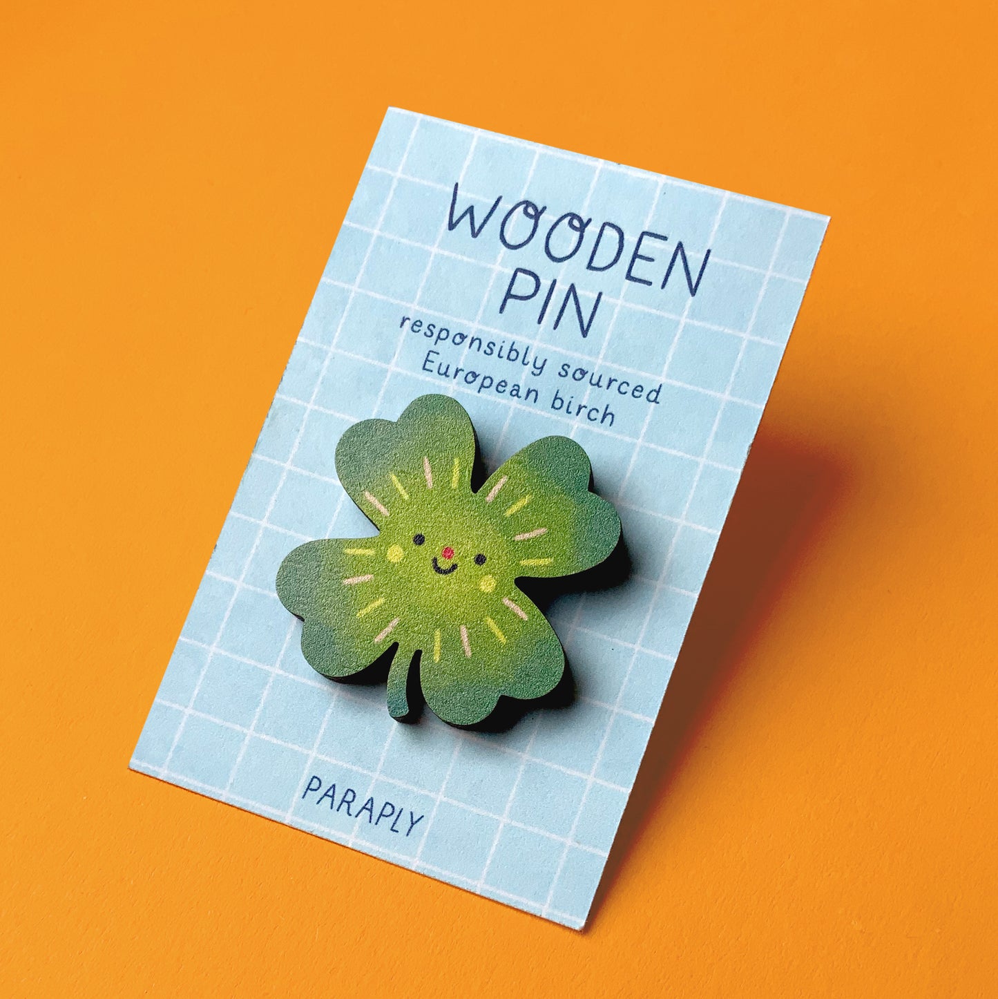 Wooden pin // Clover